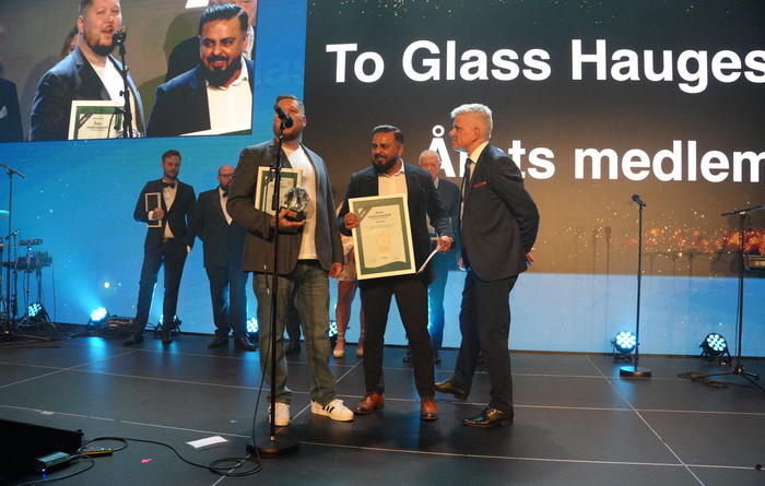To Glass vant prisen Årets medlem 2025